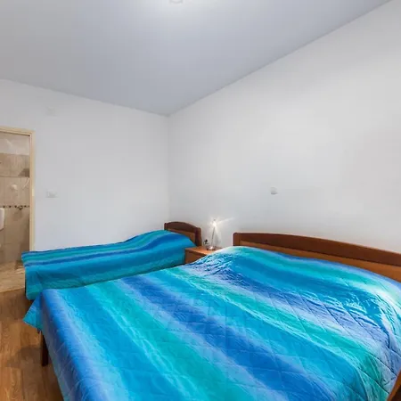 Apartment Mares With Stunning Sea View *